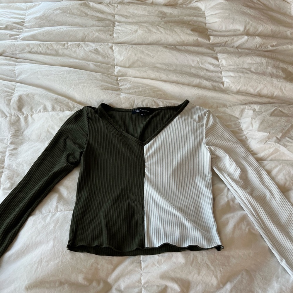 Color block long sleeve V neck